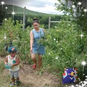 Meet your Posher, Elizabeth